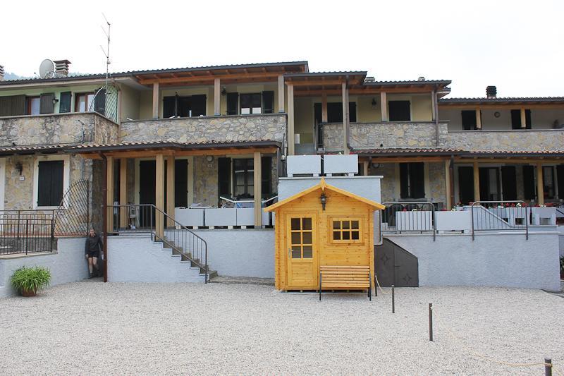 Residence Elettra Crone ภายนอก รูปภาพ